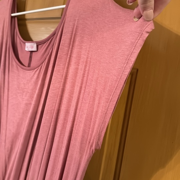 Size 3XL Women’s Mauve Pink Lily Romper w/ Fluttered Shorts - Picture 6 of 8